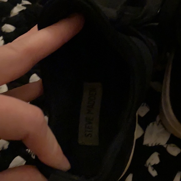 steve madden sneaker - Picture 4 of 4